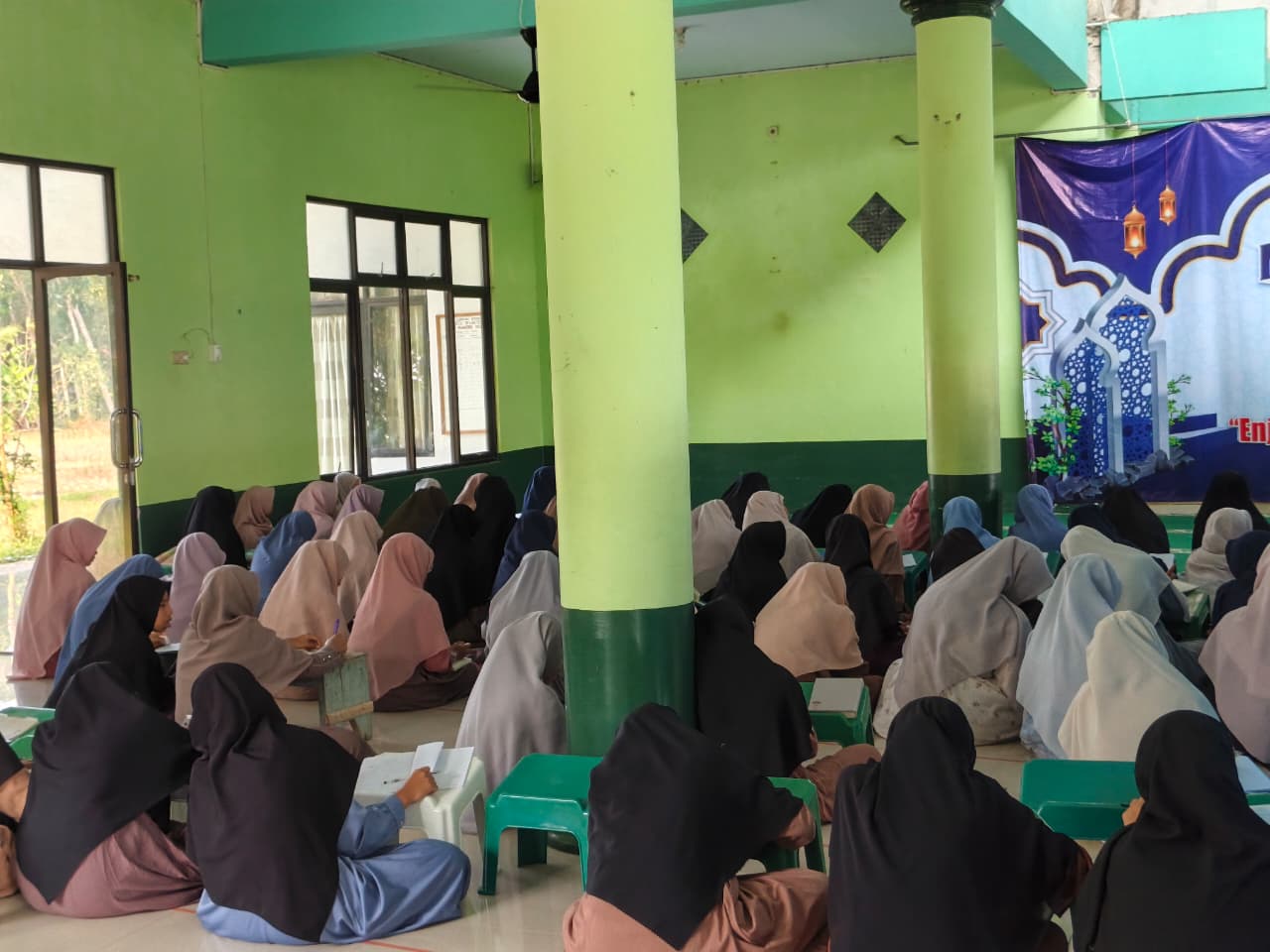 Menguatkan Hafalan, Menata Hati, Memperindah Akhlak: Day 5 Mukhoyyam Qur’an